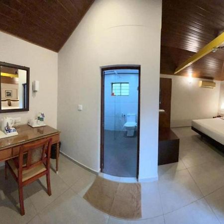 Abad Harmonia Ayurvedic Beach Resort 코발람비치 외부 사진